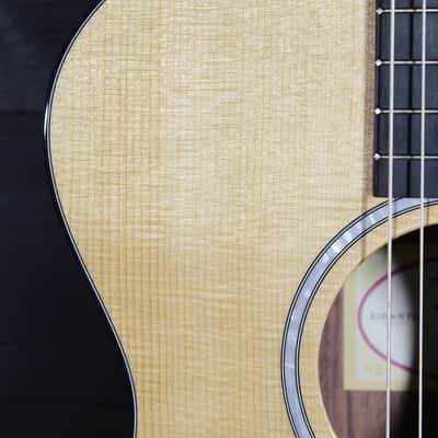 Taylor 212ce-N Plus Nylon String Rosewood / Spruce Acoustic-Electric image 17