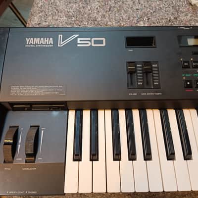 Yamaha V50 FM Synthesizer 1989 - Black image 7