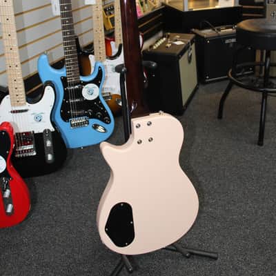 Gretsch Streamliner Jet Club Bass - Shell Pink image 3