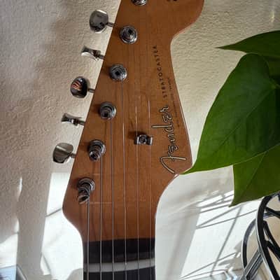 Fender Vintera 60s Stratocaster - Lilac image 14
