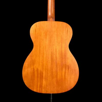 Martin 000-17 Acoustic Guitar - Whiskey Sunset Burst image 5