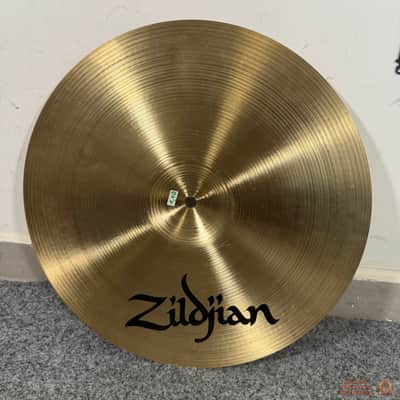 Zildjian Avedis 16” Thin Crash Cymbal Vintage image 4