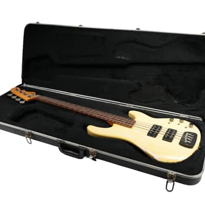 G&L L-2000 1989 - White image 15
