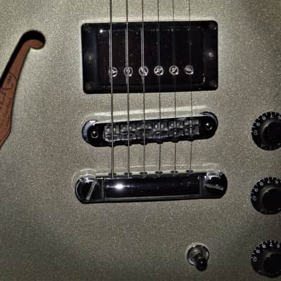 2001 Hamer - Artist - Silver image 2