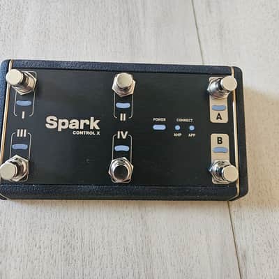 Positive Grid Spark LIVE 4-Channel 150-Watt 2x6.5" Modeling Guitar Combo 2023 - Present - Black + Spark Control X image 3