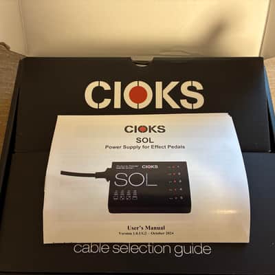 Used CIOKS SOL 5 Isolated Outlets Guitar Pedal Power Supply w/ Two Extra Cables image 4
