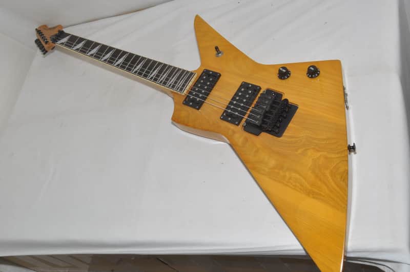 AriaProⅡ Avengers Series Explorer Type Electric Guitar Ref.No 6888 image 1