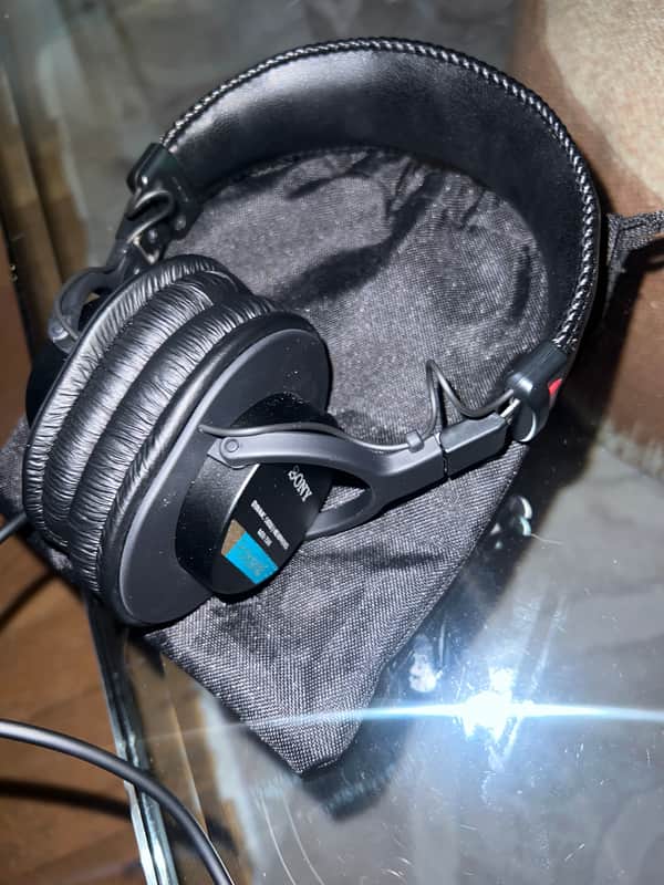 Sony MDR-7506 Studio Headphones 2010s - Black