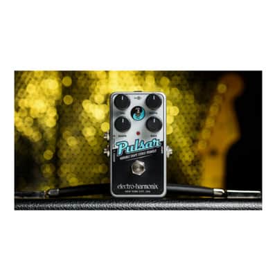 Electro-Harmonix Nano Pulsar Variable Shape Stereo Pulsar Effects Pedal image 6