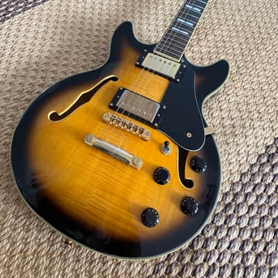 Washburn HB-30 90's Sunburst With Hardcase | Reverb