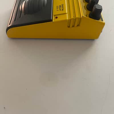 Peavey DDL-3 Digital Delay Accelerator Series Vintage Guitar Effect Pedal image 4