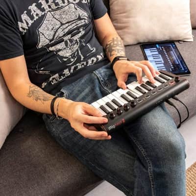 IK Multimedia iRig Keys 2 Mini - 25-Key Ultra-Compact MIDI Keyboard Controller image 6