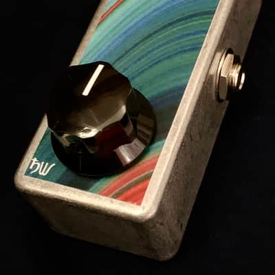Saturnworks Passive Volume Pedal with a 250k 100k 25k or 10k Pot + Neutrik Jacks - Handcrafted in California