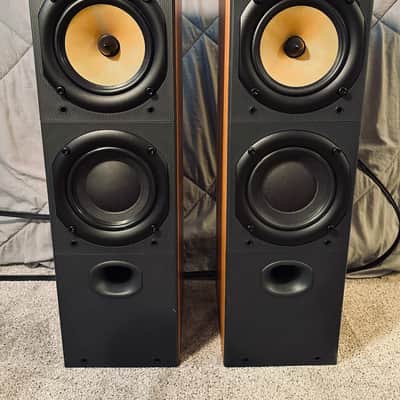 B&W DM 603 S2 Speakers image 1