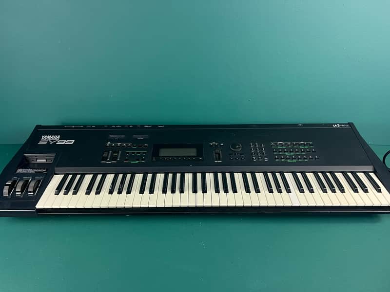 Yamaha SY99 Synthesizer 1991 - Black | Reverb