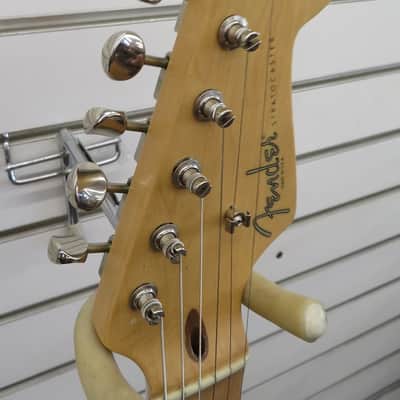 Fender American Professional Stratocaster 2001 - Scalloped Neck with Tweed Case image 5