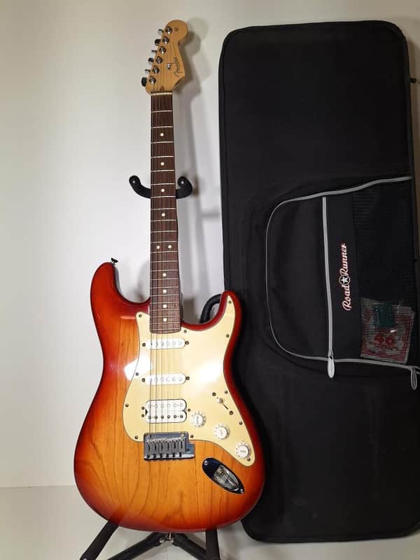 Fender US Stratocaster w/ Soft Case image 1