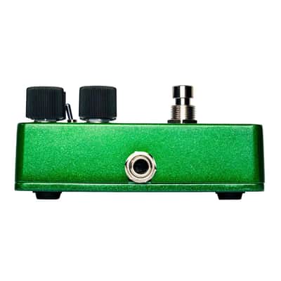 Electro-Harmonix Bass Big Muff Pi 2 Dual Op-Amp Fuzz Pedal – Brand New image 4