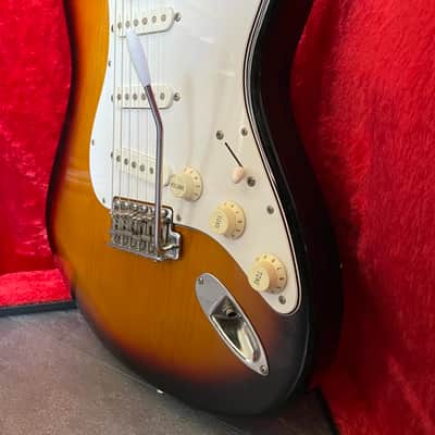 Fender Stratocaster ST-45 Made in Japan 2004 - Sunburst image 5