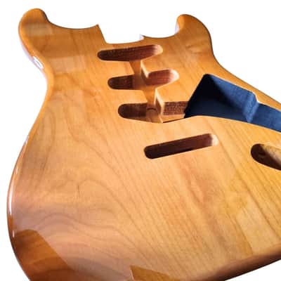 Stratocaster Body Alder 3Pcs, Natural Poly Gloss Finish image 5