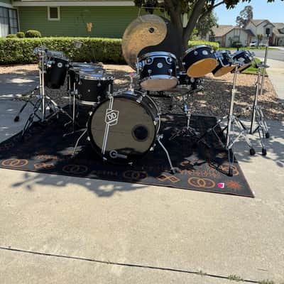 HUGE DW Design Drum Kit w/ Hardware image 1