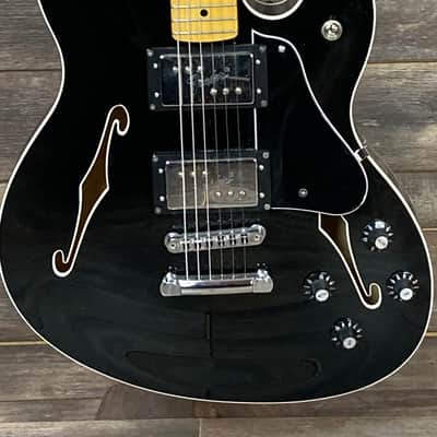 Fender Modern Player Starcaster 2015 Black semi-hollowbody with hard case image 1