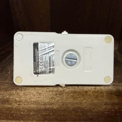 TC Electronic Polytune 3 Polyphonic Tuner Pedal 2017 - Present - White image 4