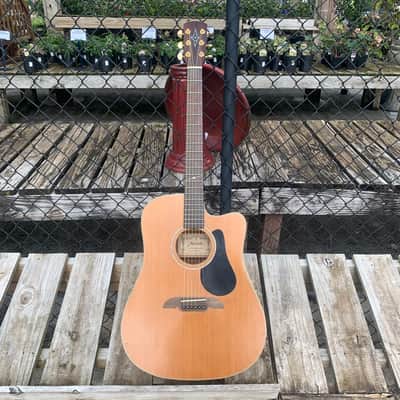ALVAREZ ARTIST SERIES AD62SC ACOUSTIC ELECTRIC GUITAR with EQ and Tuner Solid Top image 8
