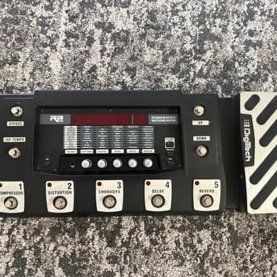 DigiTech RP2000 Guitar Multi-Effects Processor w/ Manual & Box