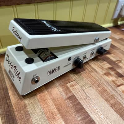 Fulltone Mini Deja Vibe MDV-2 White image 2
