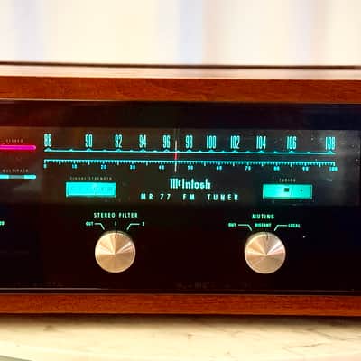 🎶✨ McIntosh MR77 FM Stereo Tuner w/ Walnut Wood Cabinet — Serviced, Tested, Strong Stereo Lock image 2