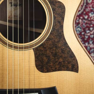 Taylor 712ce 12-Fret with V-Class Bracing 2018 - Present - Natural image 8