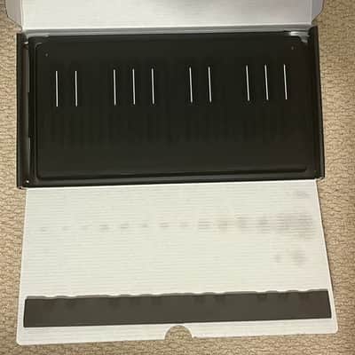 ROLI Seaboard Block 24-Key Expressive MIDI Keyboard Controller 2010s - Black image 2