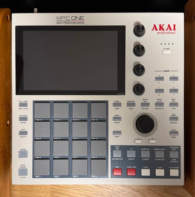 Akai MPC One Standalone MIDI Sequencer Retro Edition 2021 - Present - Grey image 1