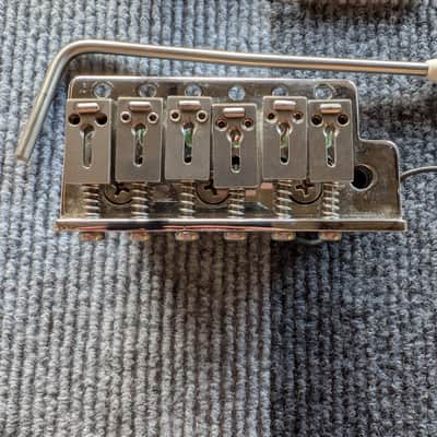 Fishman Powerbridge Stratocaster Piezo Saddle Tremolo - Chrome image 2