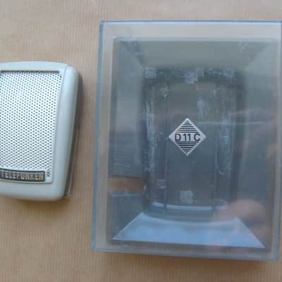Telefunken D 11 C Vintage Microphone image 2