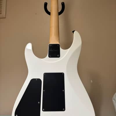 Jackson X Series Dinky DK2X, Snow White image 2