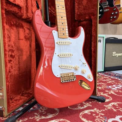 Immagine Fender Limited Edition Classic Series '50s Stratocaster® Fiesta Red Gold Hardware Chitarra Elettrica - 2
