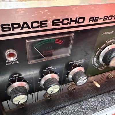 Roland RE-201 Space Echo Tape Delay / Reverb 1974 - 1988 - Black image 13