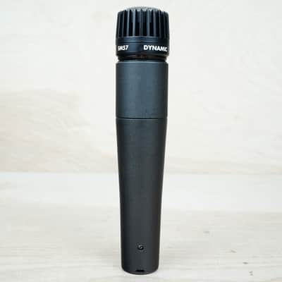 Shure SM57 Cardioid Dynamic Microphone Black - No Output image 3