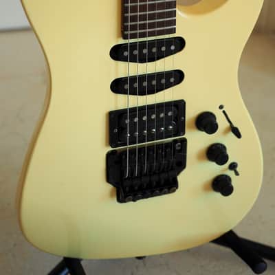 Fender HM Strat 1988 - White- MIJ image 1