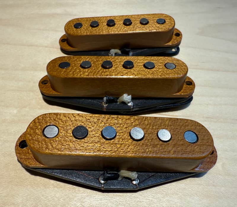 Strat single coil wood pickup cover set image 1