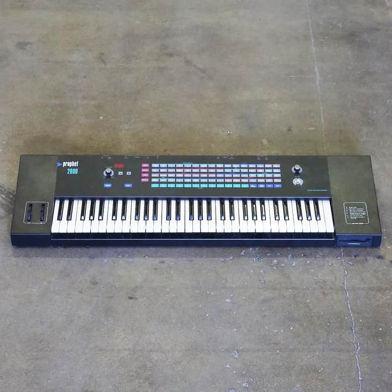 Sequential Prophet 2000 61-Key 8-Voice Polyphonic Synthesizer image 2