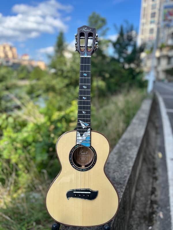 kai KT-F1 Spruce Rosewood tenor ukulele with bag image 1