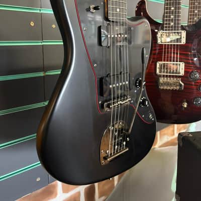 Fender Limited Edition Hybrid II Jazzmaster MIJ Noir 2023 Guitar image 6