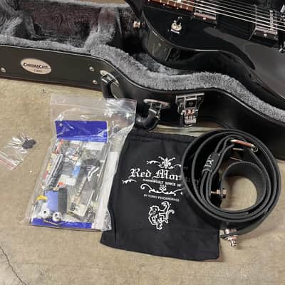 Gibson Les Paul Studio Deluxe 2011 - High Gloss Ebony & Chrome w/ Case image 18