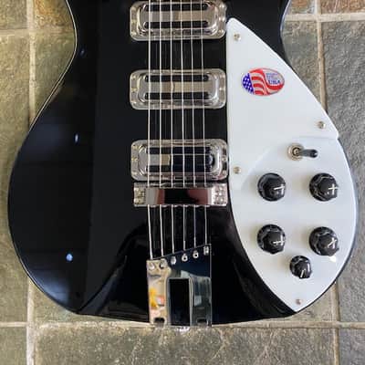 Rickenbacker 350/V63 Jetglo image 2