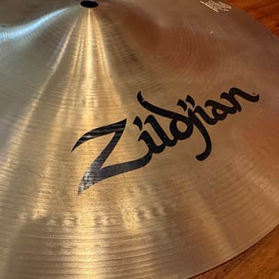 Zildjian 14" A Series New Beat Hi-Hat Cymbals (Pair) 2013 - Present - Traditional image 10