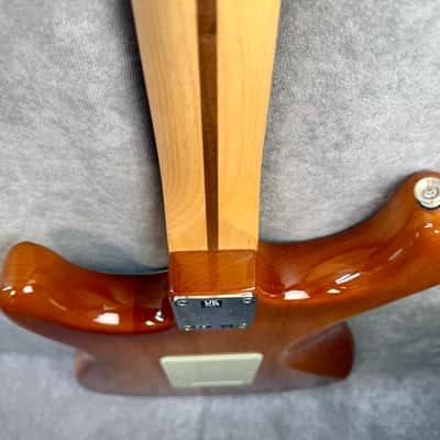 Fender American Performer Stratocaster with Rosewood Fretboard 2021 - Honeyburst image 5