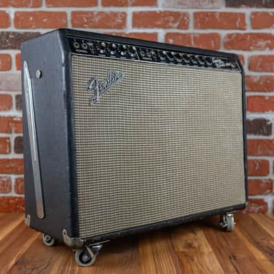 Fender Twin Reverb 2-Channel 85-Watt 2x12" Guitar Combo 1967 Black Panel image 2
